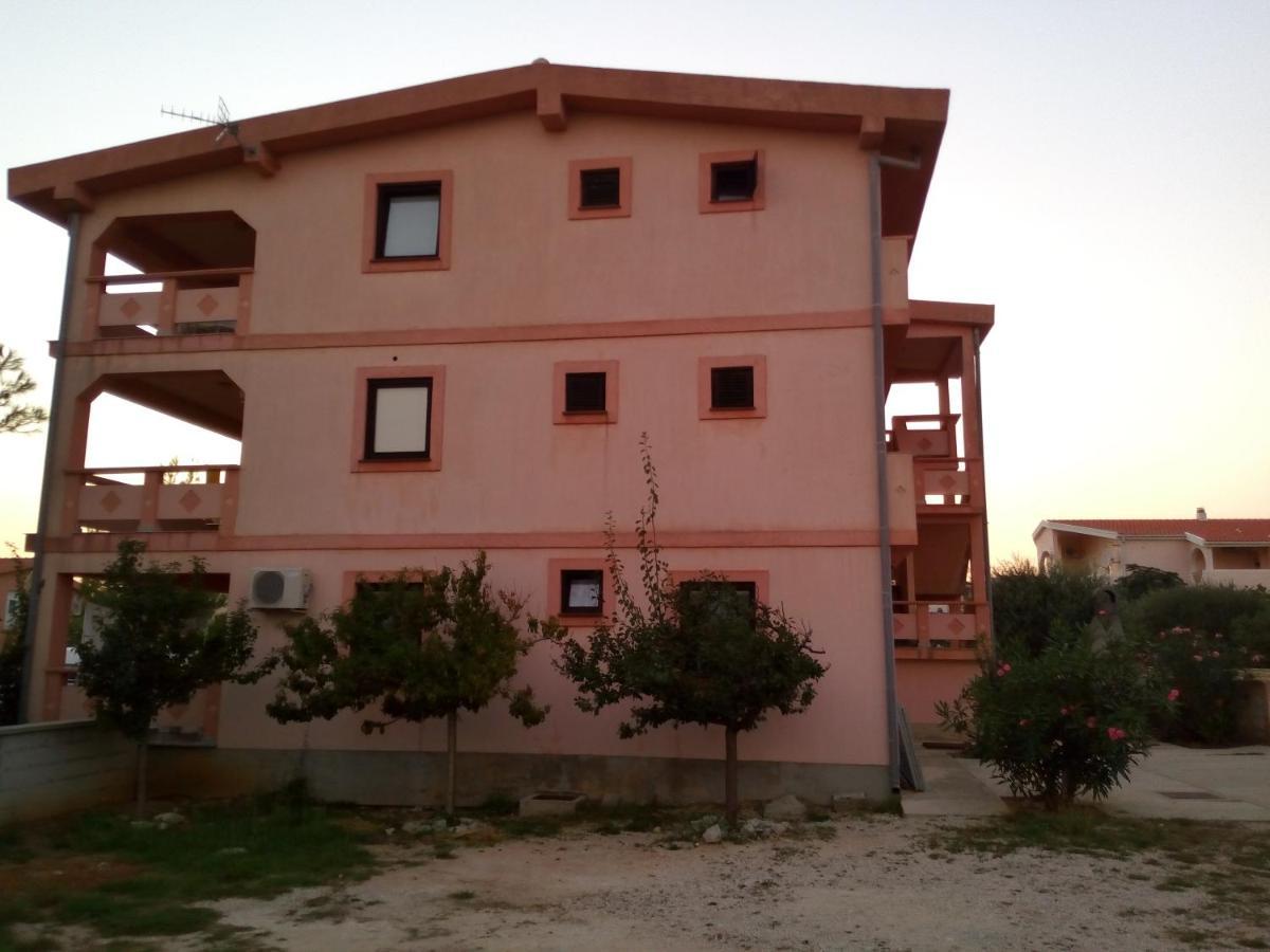 Appartamento Maslina Vir Esterno foto