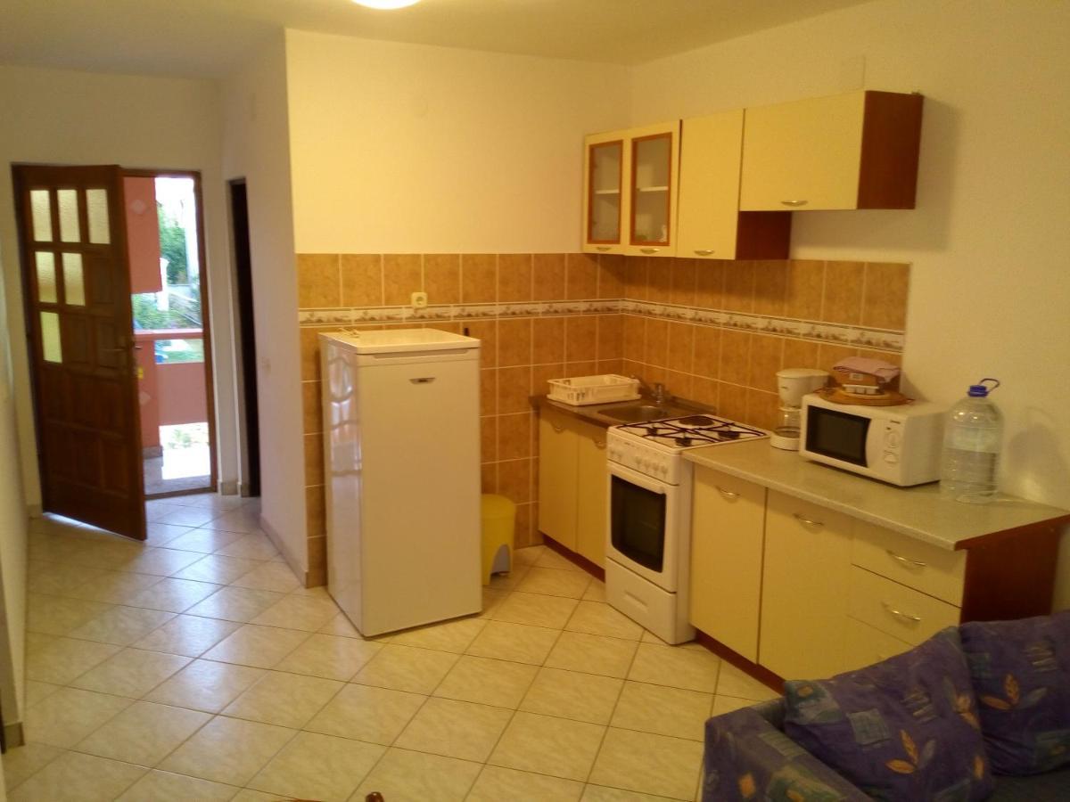 Appartamento Maslina Vir Esterno foto