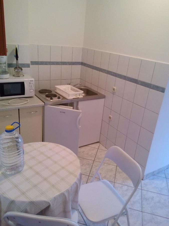Appartamento Maslina Vir Esterno foto