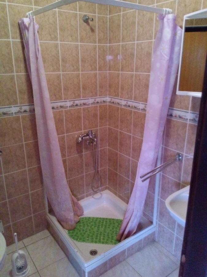 Appartamento Maslina Vir Esterno foto